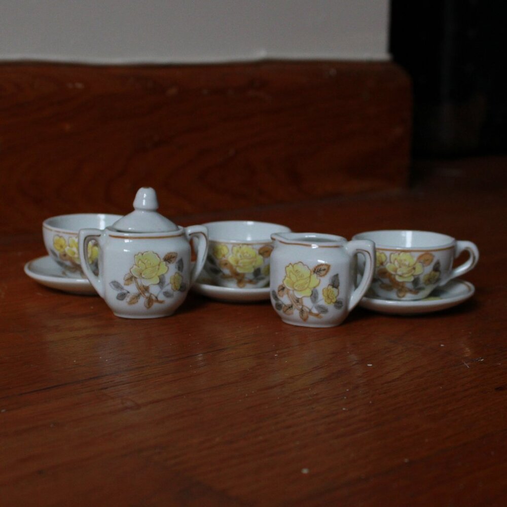 Vintage Unknown Brand Miniature Dollhouse Porcelain Floral Accent Tea Set